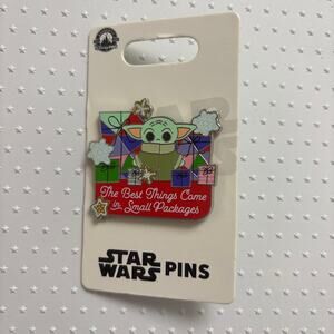 Disney Parks Star Wars Grogu Christmas Holiday Pin